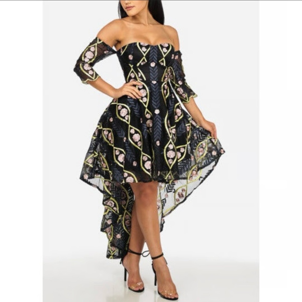L'Atiste Size S Heavily Embroidered High Low